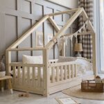 Παιδικό κρεβάτι Montessori Coco, φυσικό ξύλο 90x200cm, με κάγκελα.