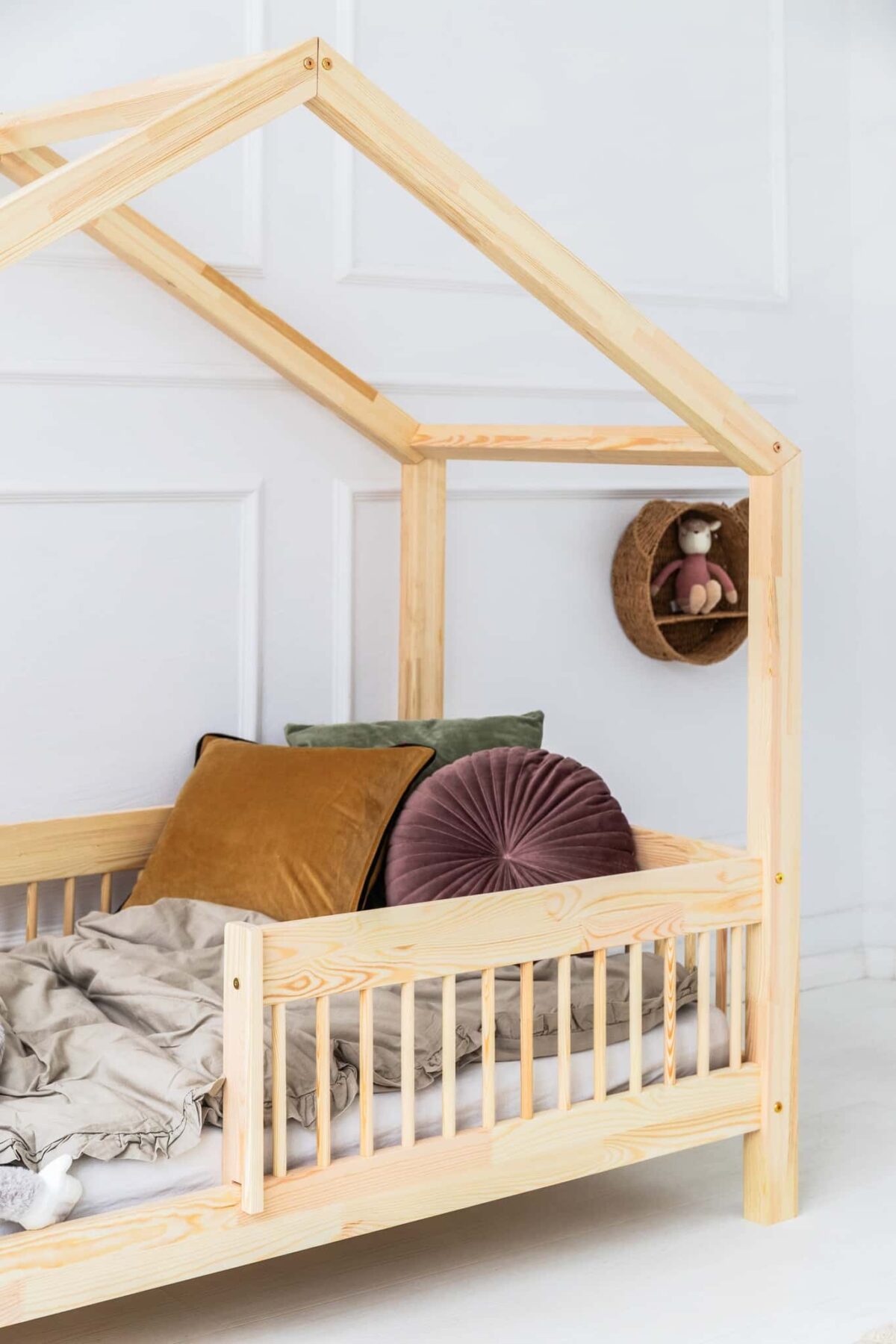 Kρεβάτι Παιδικό Montessori Mila RMW  με κάγκελα  σε Φυσικό  Ξύλο  80×180cm  Adeko  (Δώρο 10% έκπτωση στο Στρώμα) - Image 9