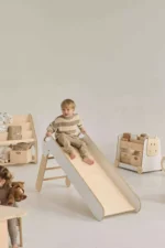 Αναδιπλούμενη ξύλινη τσουλήθρα Montessori για μωρά BabyWood