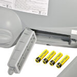 Ανοιχτή θήκη μπαταριών με 3 μπαταρίες AA