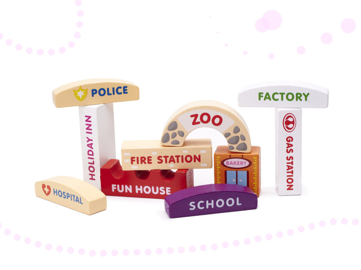 Ξύλινα μπλοκ πόλης IKONKA: Σταθμός πυροσβεστικής, αστυνομία, σχολείο.