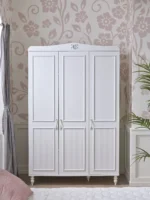 Ντουλάπα 3φυλλη Juliette White Kupa, κομψή και ευρύχωρη για το παιδικό δωμάτιο.