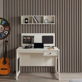 Σύνθεση Γραφείου Inci Room Gencecix: Λευκό γραφείο με ράφια και συρτάρι.