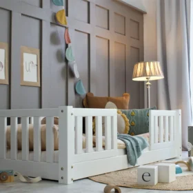 Λευκό παιδικό κρεβάτι-καναπές Basic Love Duo 90x200 Luletto με κάγκελα.