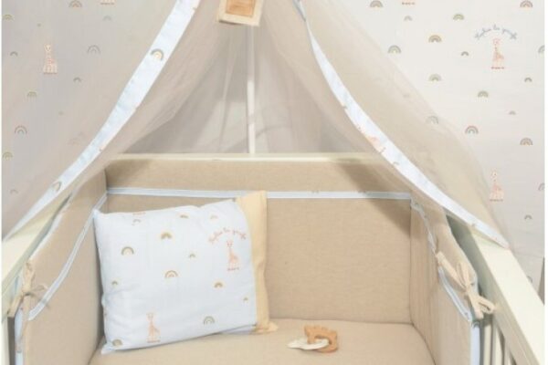 Σετ πάπλωμα και παπλωματοθήκη κούνιας Sophie La Girafe Baby Oliver.