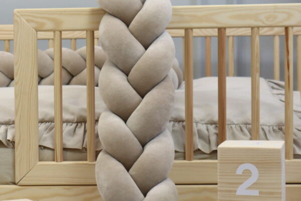 Πάντα πλεξούδα διπλή βελουτέ σκούρο μπεζ 400x15cm Luletto για μωρά