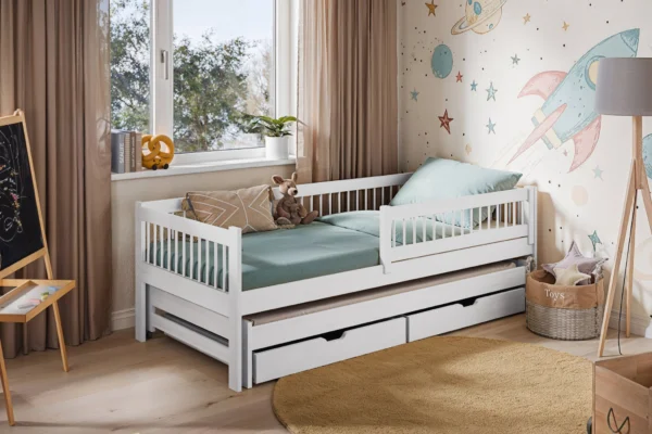Καναπές Softi White 90x200cm από μασίφ ξύλο με συρόμενο κρεβάτι.