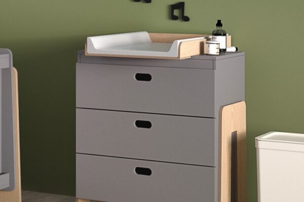 Συρταριέρα με αλλαξιέρα Friendly Grey & Natural BabyCute: βρεφική συρταριέρα