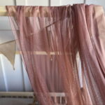 Κουρτίνα Οροφής Bianco Bed Cappuccino Voile Luletto: Ελαφριά, αέρινη κουρτίνα κρεβατιού.