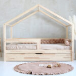 Luletto: Παιδικό κρεβάτι Montessori House Plus από φυσικό ξύλο 120x200cm.