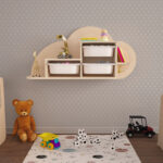 Ραφιέρα Τοίχου Sani Natural με τρία συρτάρια για παιδικό δωμάτιο.