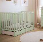 Βρεφικό κρεβάτι Bambi Olive BabyCute 70x140cm με δύο συρτάρια αποθήκευσης.