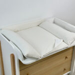 Στρωματάκι Αλλαξιέρας Ingvart Cream για νεογέννητο: άνεση και ασφάλεια.