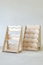 Ραφιέρα Montessori Wave Small Natural BabyWood: Παιδικό ράφι WAVE Natural.