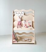 Ραφιέρα Βιβλιοθήκη Montessori Wave Small Natural BabyWood, ξύλινη παιδική ραφιέρα 50cm.