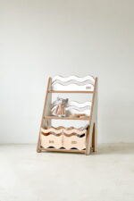 Ραφιέρα Βιβλιοθήκη Montessori Wave Small Natural BabyWood, ξύλινη παιδική βιβλιοθήκη 50cm