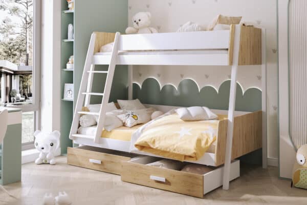 Κουκέτα Moritz Natural & White με συρτάρια, ιδανική για τρία παιδιά.