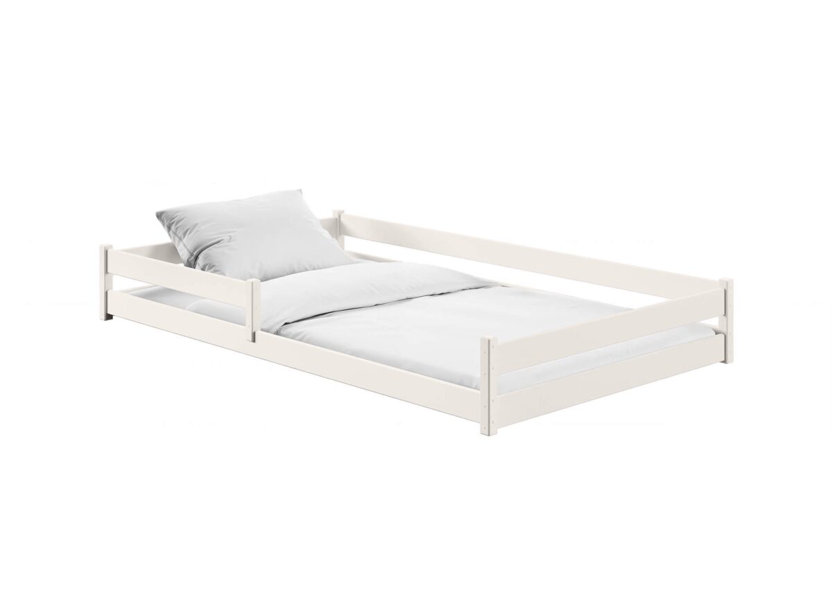 Montessori κρεβάτι Zofia από μασίφ ξύλο, βαμβακερό, 120x200cm, με οριζόντιο κάγκελο.