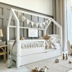 Παιδικό κρεβάτι Montessori Piola Plus Luletto λευκό με συρτάρι.