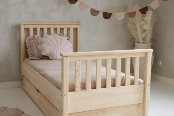 Luletto κρεβάτι Boho Maxi Plus 100x200cm από μασίφ ξύλο πεύκου με συρτάρι.