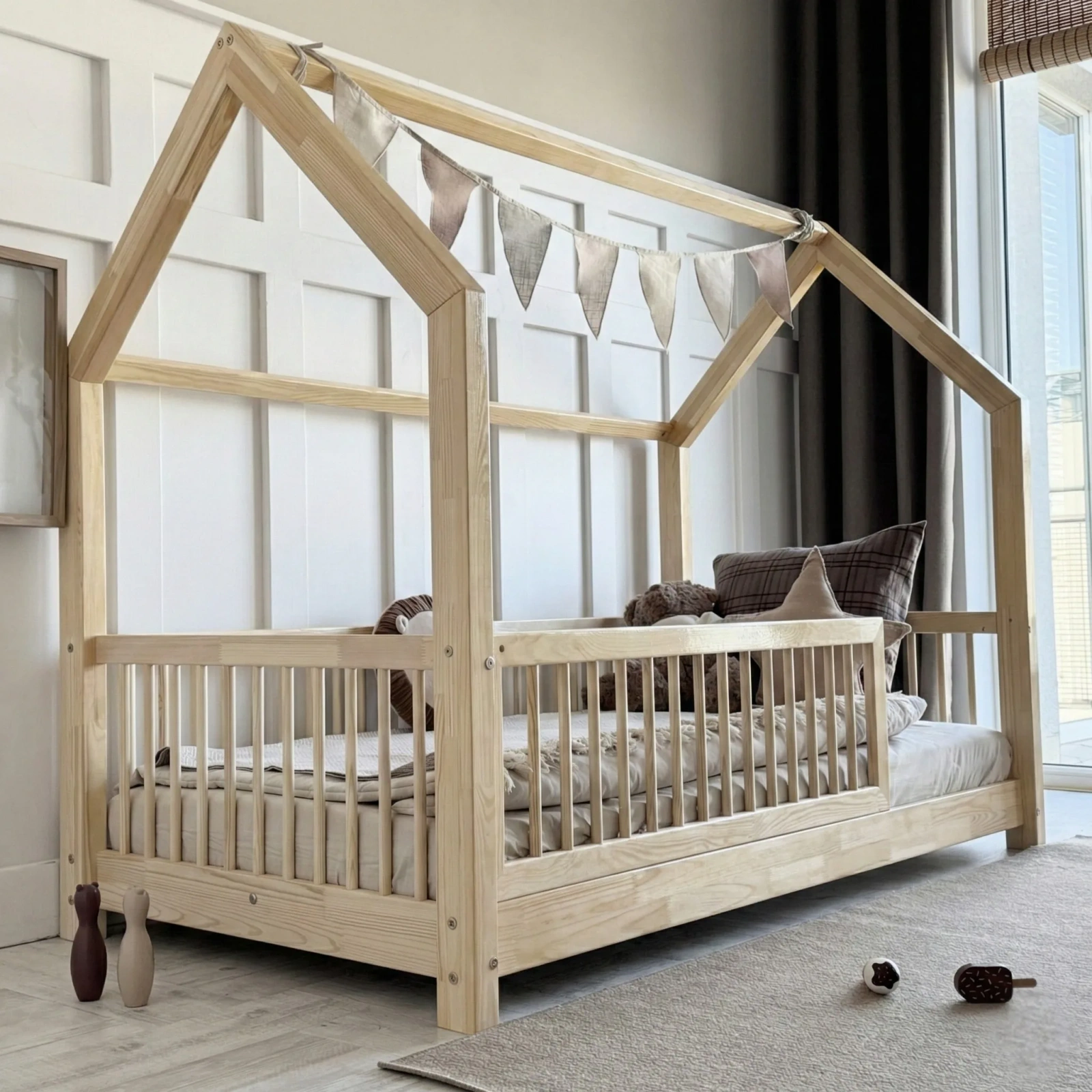 60 1 Κρεβάτι Παιδικό Montessori Flora Clear Coat 100x200cm Luletto με κάγκελα.